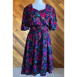 Vintage 80s Bold Floral Belted Dress